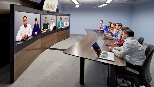 RealPresence Immersive Studio Flex RealPresence Immersive Studio Flex