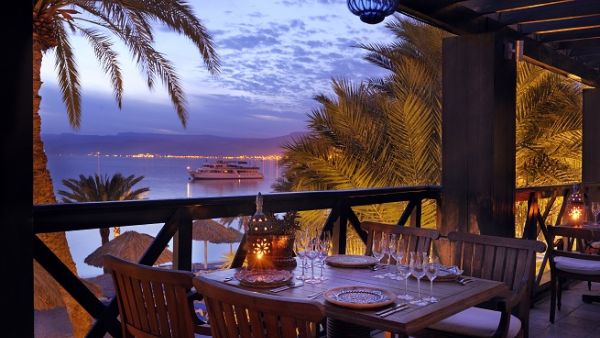 Red Sea Grill is open every evening from 7.00 pm until midnight during Aqaba’s summer months, from March until November. 