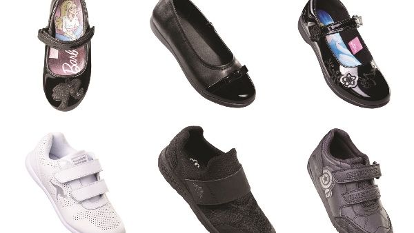 Light-weight and flexible soles have been tailored to ensure roomy interiors and comfort for growing and active feet. Light-weight and flexible soles have been tailored to ensure roomy interiors and comfort for growing and active feet.