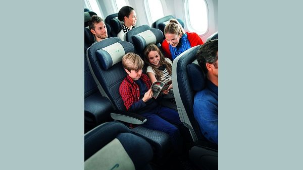Tips to flying with your kids Tips to flying with your kids
