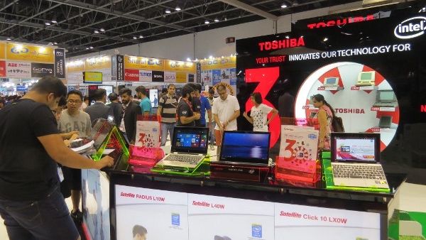 Toshiba stand at GITEX Shopper Autumn edition Toshiba stand at GITEX Shopper Autumn edition