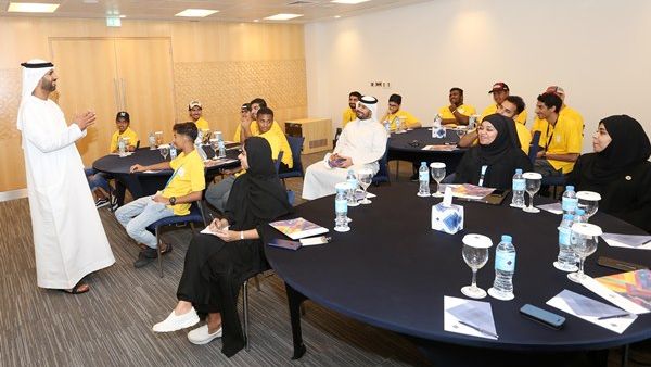 غالباً ما يكون المرشحون من طلاب المدارس والجامعات الراغبين في قضاء العطلة الصيفية في بيئة منتجة وإيجابية تساعدهم على اكتساب خبرة واسعة في هذا المجال.