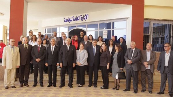 خلال الحدث خلال الحدث
