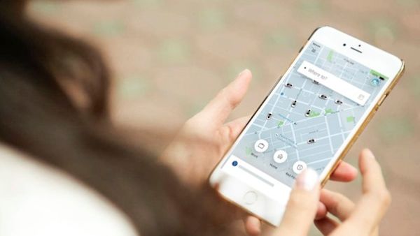 تم خلال اللقاء بحث تعزيز مجالات التعاون ومناقشة النتائج الأولية لدراسة طرح منتجات جديدة في التنقل الاقتصادي لدعم رؤية دبي 2021 وتلبية احتياجات المتعاملين في البحث عن حلول نقل بتكلفة مناسبة. تم خلال اللقاء بحث تعزيز مجالات التعاون ومناقشة النتائج الأولية لدراسة طرح منتجات جديدة في التنقل الاقتصادي لدعم رؤية دبي 2021 وتلبية احتياجات المتعاملين في البحث عن حلول نقل بتكلفة مناسبة.