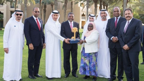 The group received a presentation about Nakheel’s world-famous projects before touring Palm Jumeirah – the company’s flagship, award-winning development – by boat.