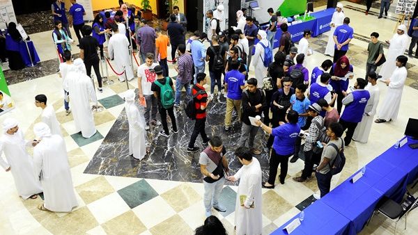  الجدير بالذكر أن فعاليات "التعريف والإرشاد" للطلاب والطالبات المستجدين للدراسة تستمر في الفترة من 11 إلى 13 سبتمبر الجاري.