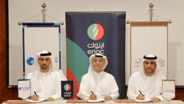With the new service that will be available soon, customers can pay for their petrol using the Dubai Now app by simply downloading the application onto their smartphones and selecting the location of the ENOC station they are at.