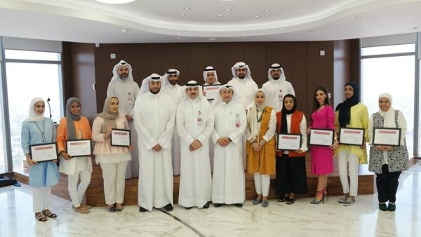 Saleh Al-Houti with the interns Saleh Al-Houti with the interns