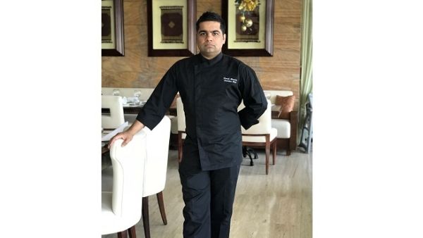 الشيف بيوش تشاولا، الرئيس التنفيذي لفريق الطهاة منتجع الدانات جبل الظنة أبوظبي