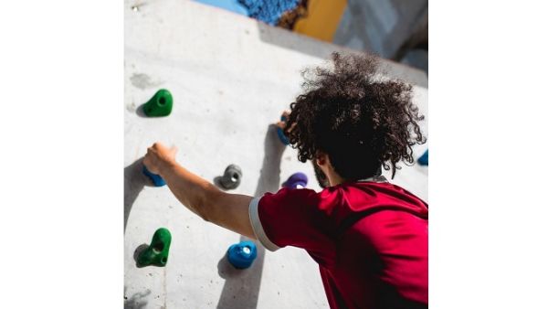 Located opposite the Design Quarter, the open-air destination offers a range of different outdoor and leisure areas. Located opposite the Design Quarter, the open-air destination offers a range of different outdoor and leisure areas.