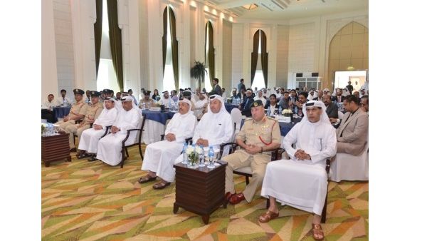 ندوة توعوية نظمتها مجموعة مؤسسات الصيرفة والتحويل المالي بالتعاون مع شرطة دبي أمس في دبي.