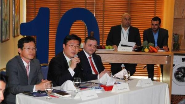 خلال المؤتمر الصحفي