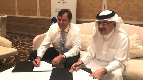 The MoU was inked by David N. Farr, Emerson’s chairman and chief executive officer and Amin H. Nasser, Saudi Aramco's president and CEO. (Trade Arabia) The MoU was inked by David N. Farr, Emerson’s chairman and chief executive officer and Amin H. Nasser, Saudi Aramco's president and CEO. (Trade Arabia)