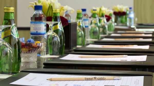 تعدّ قاعة الإحتفالات القادرة على استيعاب 800 ضيف، المكان المثالي لاستضافة العديد من الفعاليات سواء كانت اجتماعات أو مؤتمرات أو مناسبات إجتماعية أو حفلات استقبال أو أعراس.