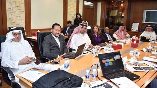 Ithmaar has long recognised that continuing human capital development is an important component in supporting the Group’s successful journey. Ithmaar has long recognised that continuing human capital development is an important component in supporting the Group’s successful journey.
