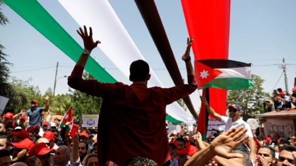 Saudi Arabia, Kuwait and the United Arab Emirates pledged $2.5 billion of aid to Jordan on Monday. (KhT)