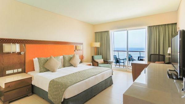Millennium Resort Mussanah is offering guests the opportunity to celebrate Eid al-Fitr with special room rates and relaxing leisure activities for the whole family. Millennium Resort Mussanah is offering guests the opportunity to celebrate Eid al-Fitr with special room rates and relaxing leisure activities for the whole family.