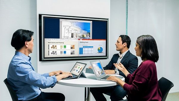 Add a Pano to a touch monitor, and an expanded set of capabilities are available, with rich annotation and interactive whiteboarding features unavailable in other wireless content sharing solutions. Add a Pano to a touch monitor, and an expanded set of capabilities are available, with rich annotation and interactive whiteboarding features unavailable in other wireless content sharing solutions.