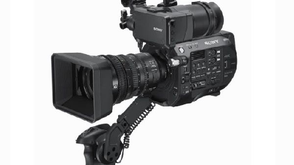 كاميرا FS7 II المتطورة كاميرا FS7 II المتطورة