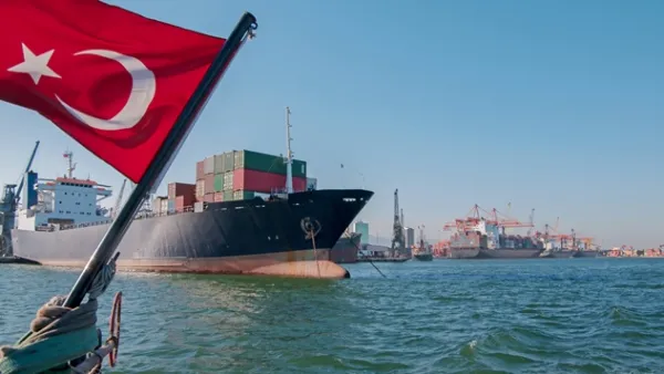 Turkey is eager to use local currencies in bilateral trade deals to counter attacks by the U.S. (Shutterstock)