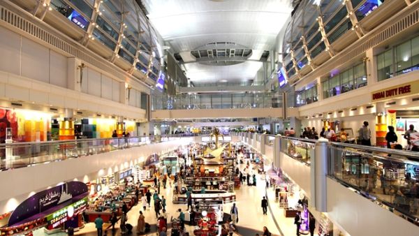 مطارات دبي تلتزم باستخدام سيارات "صديقة للبيئة" بما يتواكب مع رؤية حكومة دبي 2021 خاصة ما يتعلق بالبيئة. مطارات دبي تلتزم باستخدام سيارات "صديقة للبيئة" بما يتواكب مع رؤية حكومة دبي 2021 خاصة ما يتعلق بالبيئة.