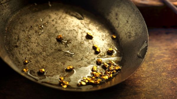 While demand for jewelery was very weak in both Saudi Arabia and the UAE in 2018, it was much worse in Turkey and Iran. (Shutterstock)