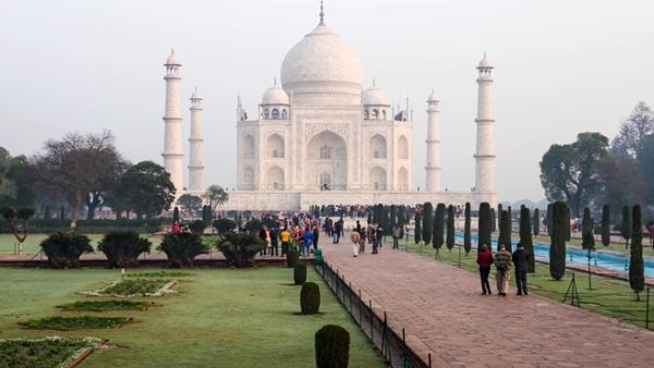 When combined, all of the assets held by Indians in their country are bigger than those in Canada, France and Italy. (Shutterstock)