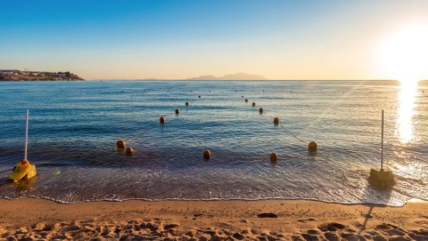 There are expectations in Egypt that the Red Sea will be the next major exploration frontier. (Shutterstock)