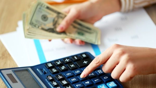 Here is some financial advice for all the single women out there. (Shutterstock) Here is some financial advice for all the single women out there. (Shutterstock)