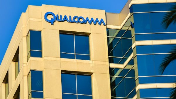 Qualcomm and Snapdragon are trademarks of Qualcomm Incorporated, registered in the United States and other countries. Qualcomm and Snapdragon are trademarks of Qualcomm Incorporated, registered in the United States and other countries.