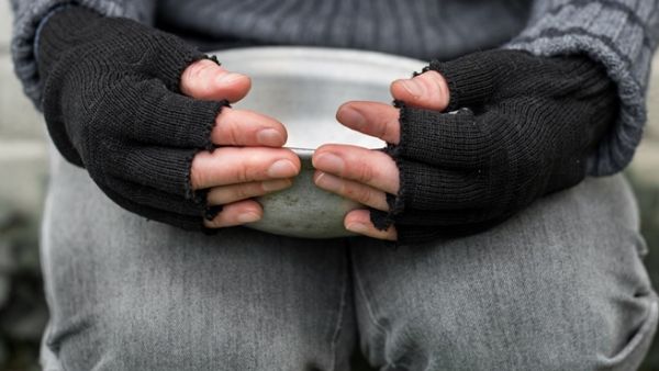 When famine hit Ukraine in 1933, young females lived 50 percent longer than males. (Shutterstock)