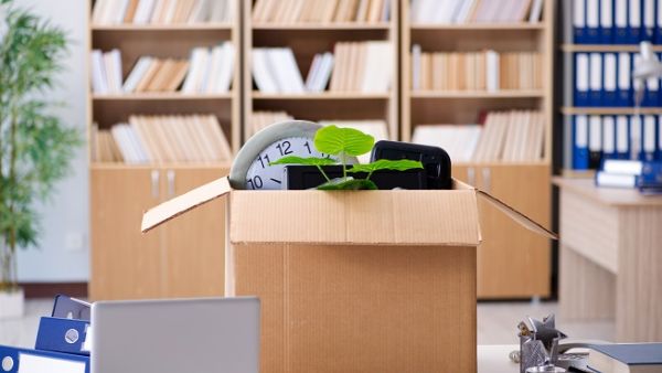 This video explains what NOC is and why you need it if you want to change companies in Oman. (Shutterstock)