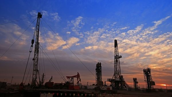 The rising oil price has reduced the need for Gulf governments to sell bonds. (Shutterstock)