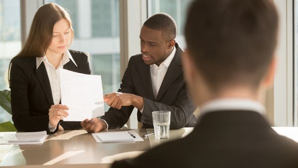 Here are a few things to look for to decide whether a CV is good enough in 30 seconds or less. (Shutterstock)