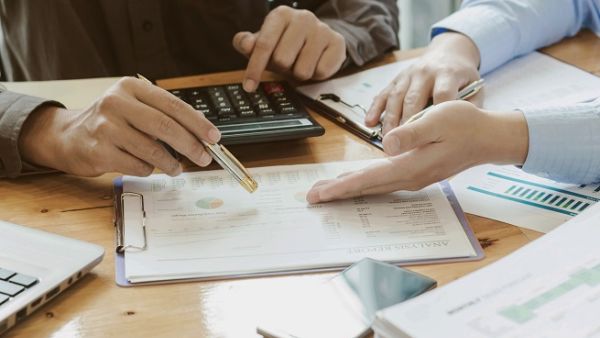 It is very important for the entire workforce today to upskill themselves and be able to work with new technologies in order to enhance their efficiency. (Shutterstock)