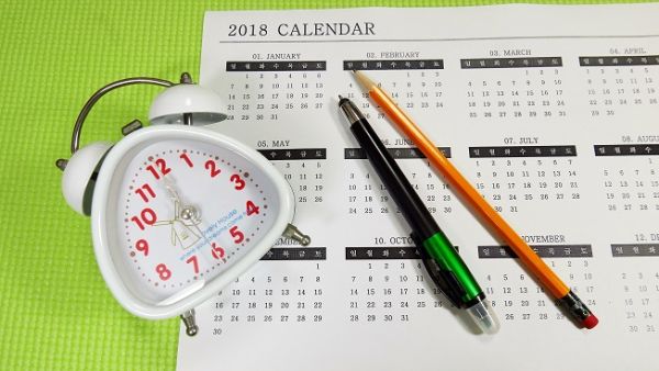 Just pick a template, insert your photos, add your most important dates - and it's ready to print! (Shutterstock)