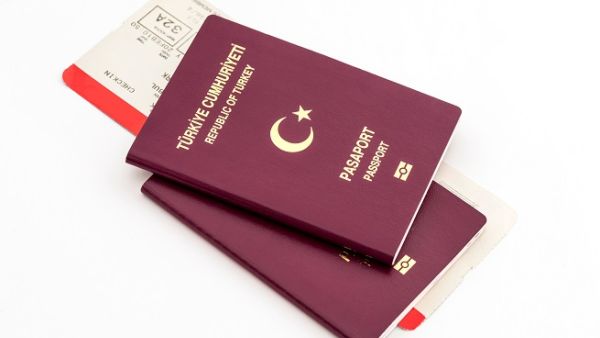 Moscow is willing to lift visa regime in some categories for Turkish citizens. (Shutterstock)