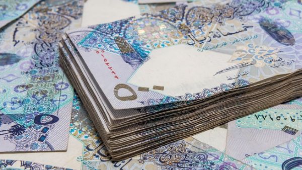 The argument of the company is that annual salary is paid only when an employee relinquishes annual leave. Please advise on the entitlements. (Shutterstock)