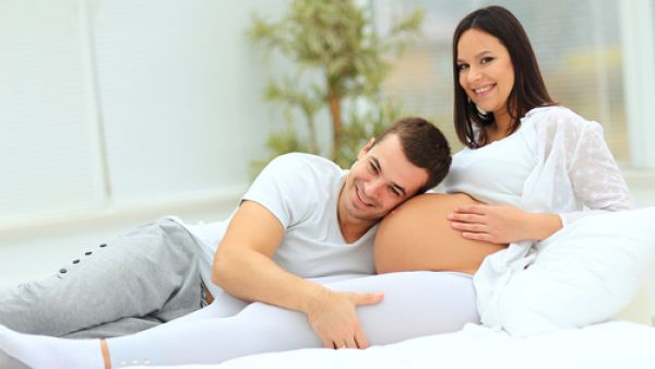 عندما تكونين حاملًا بالطبع تشعرين بغرابة خلال ممارسة العلاقة الحميمة