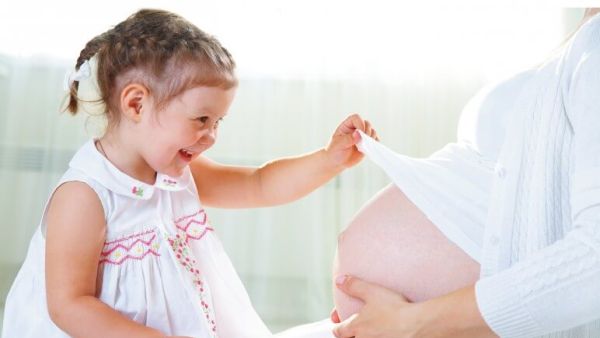 زيادة وزن الحامل لا تعرض أطفالها للموت المبكر عند البلوغ