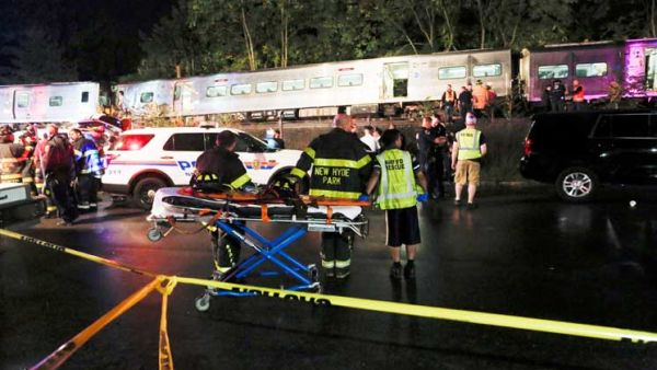 قطار يخرج عن القضبان وإصابة مابين 15 و20 شخصا