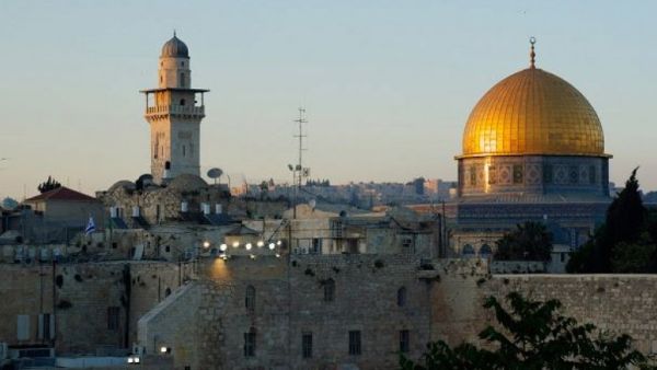 لن تسكت المآذن