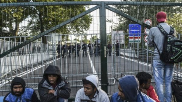 المانيا غاضبة لعدم اتفاق اوروبا على تقاسم اللاجئين