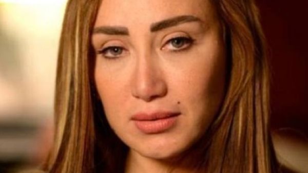 ريهام سعيد تنجو و زوجها من حادث مريع