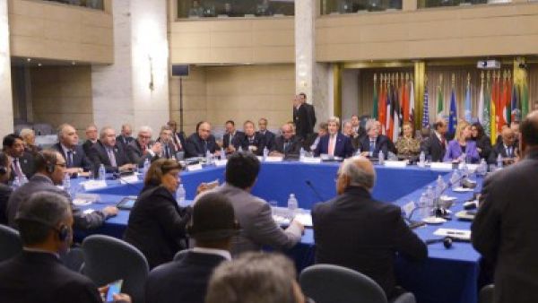 اجتماع روما يدعو الى حكومة وحدة وطنية في ليبيا