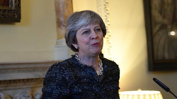 قالت ماي إنه "من المرجح أن تكون روسيا وراء الاعتداء على الجاسوس الروسي السابق وابنته" 