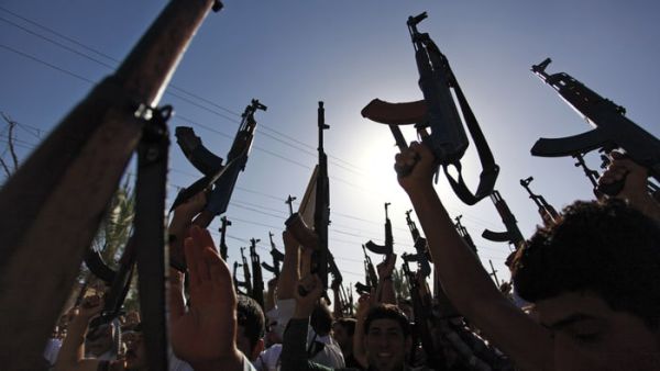 The Daesh’s “sleeping cells” in Iraq sometimes launch raids (AFP/File Photo)