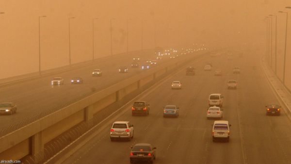 نطالب باعفاء مدير تعليم الرياض