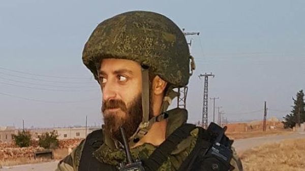 مسؤول في "حزب الله" السوري باع داعش صواريخ وهرّب أموالا للإمارات
