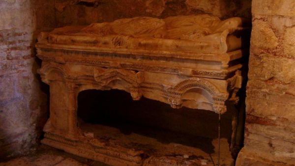 The site believed to be the original grave of Saint Nicholas (Creative Commons)